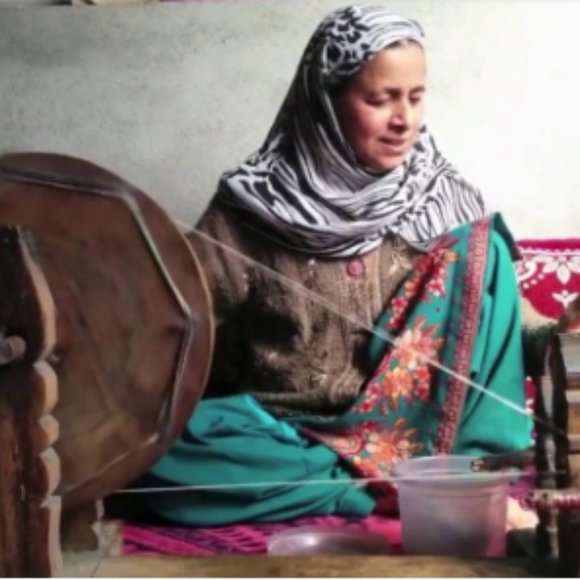 One of a kind shawl ! Gift ideas ! Pure cashmere wrap ! Handmade cashmere shawl - Picture 8 of 9